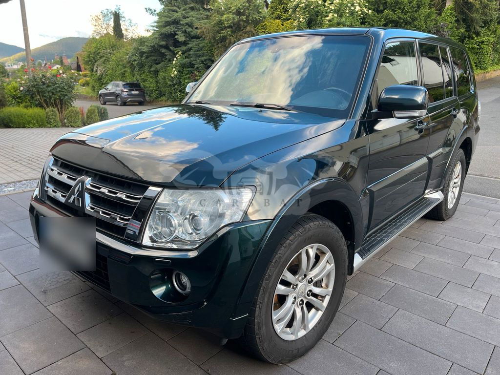 Mitsubishi Pajero 2012