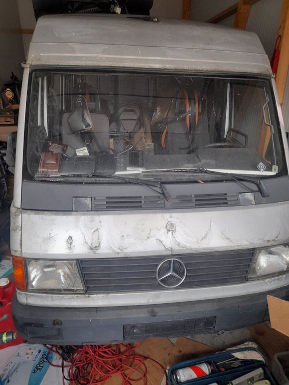 Mercedes-Benz MB 100 1991