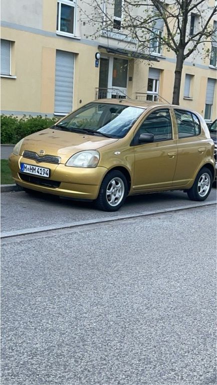 Toyota Yaris 1999