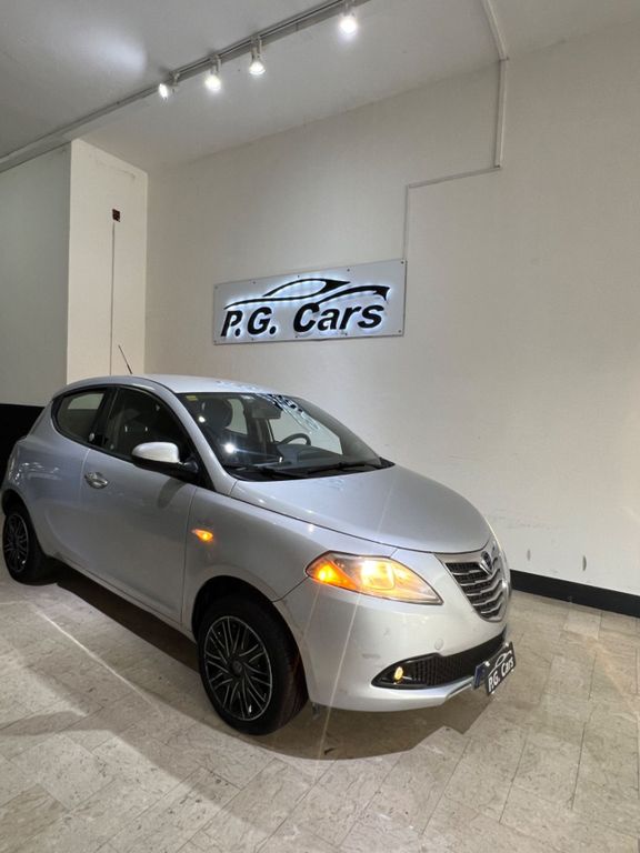 Lancia Ypsilon 2014