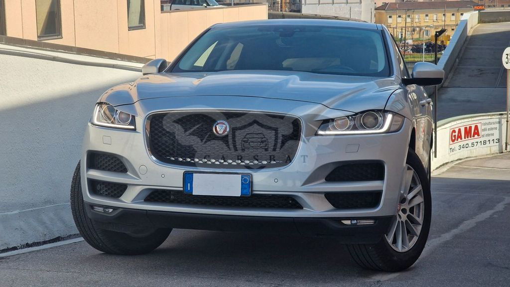 Jaguar F-Pace 2020