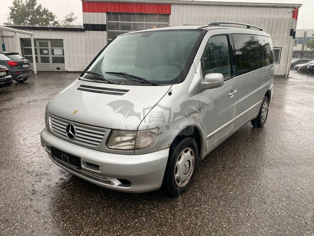 Mercedes-Benz V 220 2002