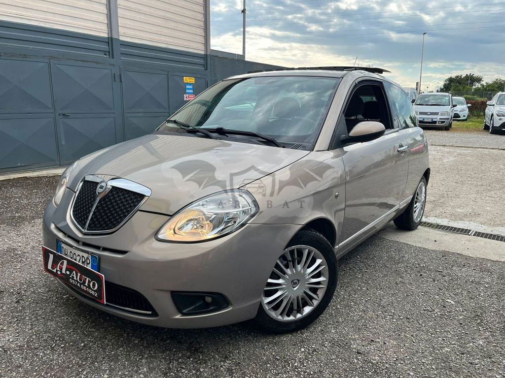 Lancia Ypsilon 2009