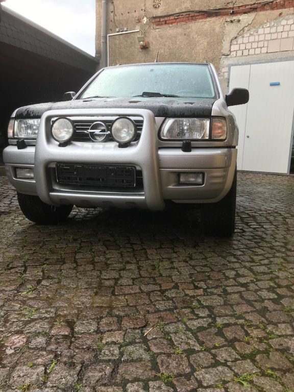 Opel Frontera 2002