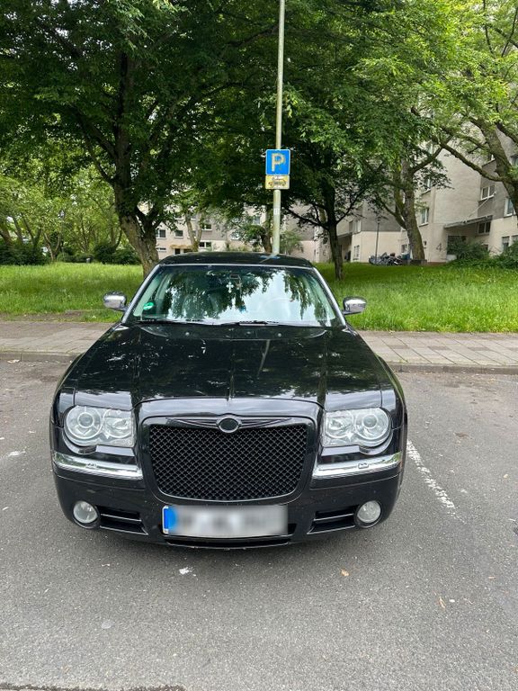 Chrysler 300C 2023