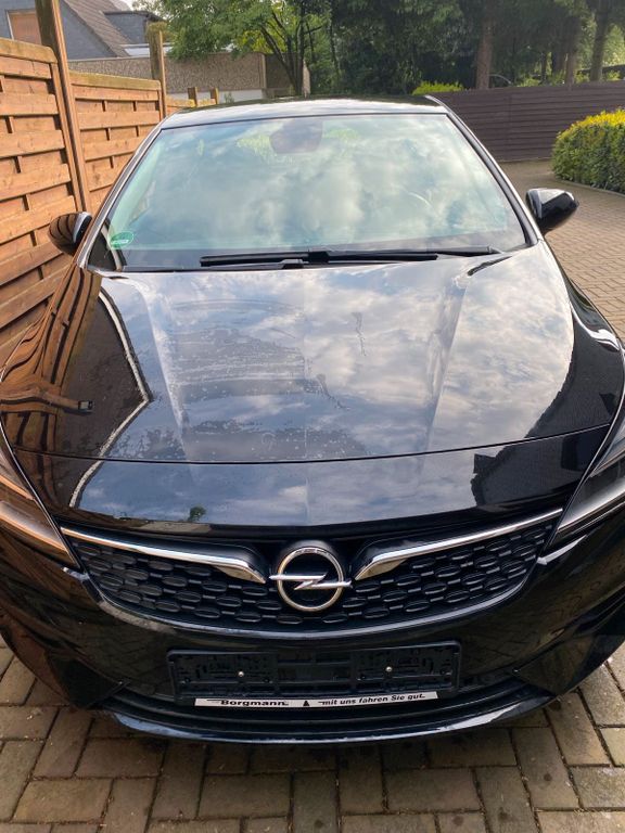 Opel Astra 2022