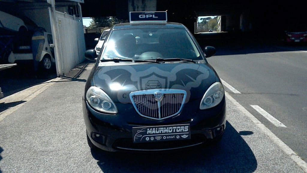 Lancia Ypsilon 2011