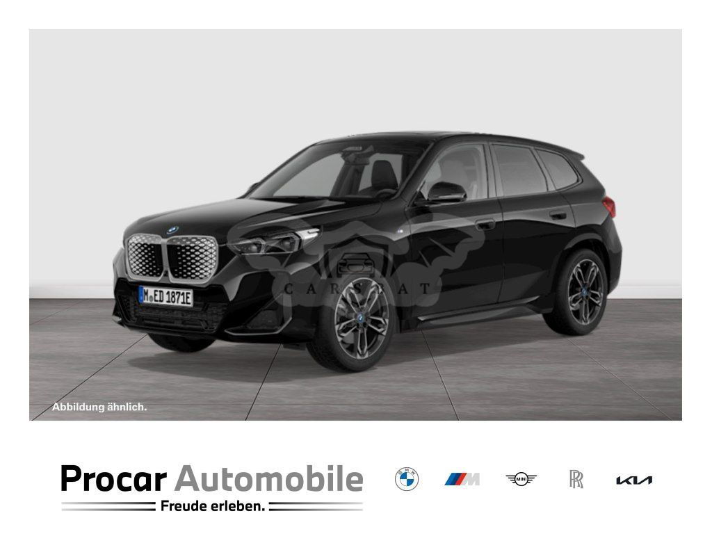BMW iX1 2024