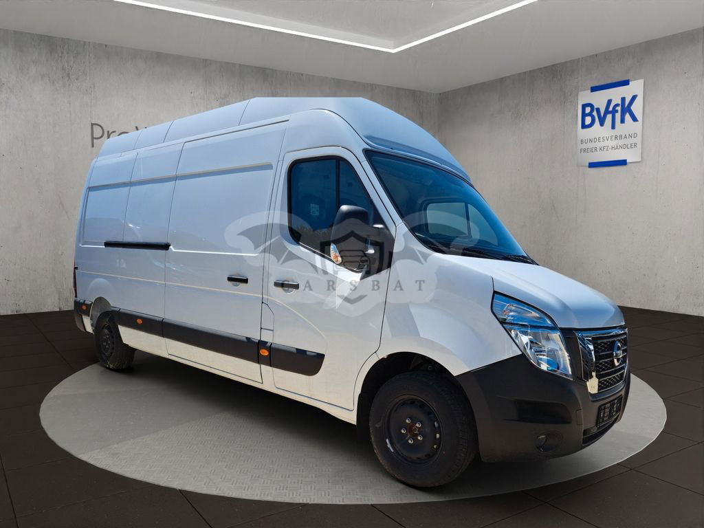 Nissan NT 2024