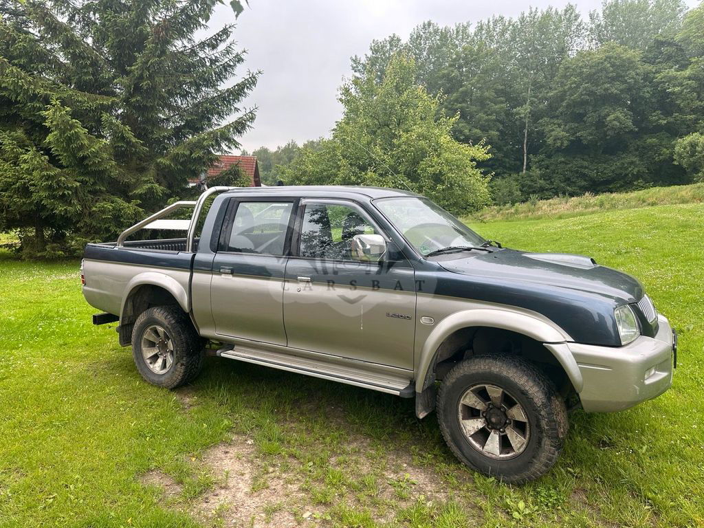 Mitsubishi L200 2005