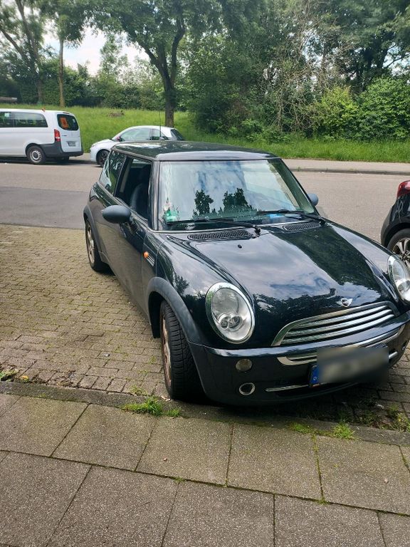 Mini One 2004