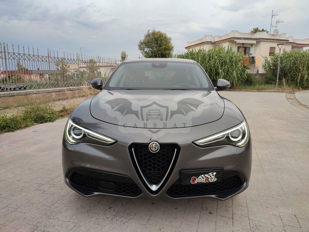 Alfa Romeo Stelvio 2021