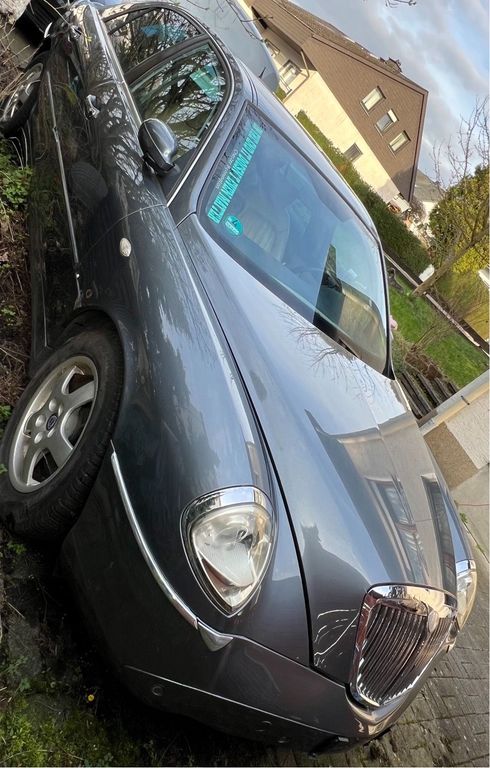 Lancia Thesis 2002
