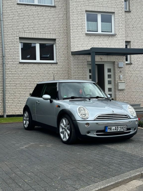 Mini One 2004