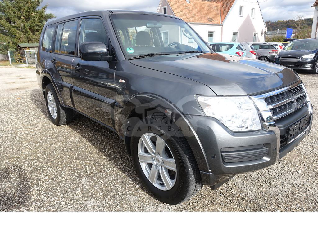 Mitsubishi Pajero 2015