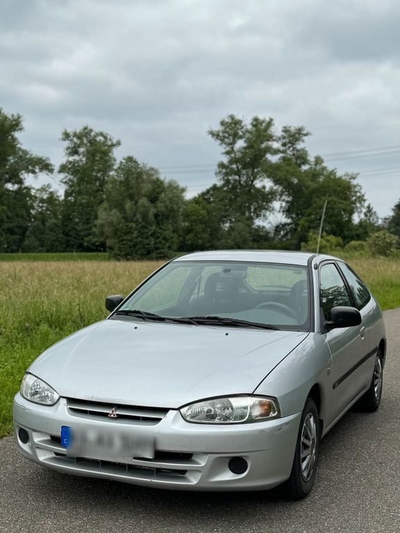 Mitsubishi Colt 2001