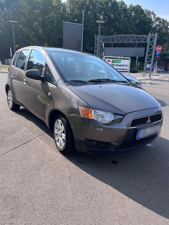 Mitsubishi Colt 2011