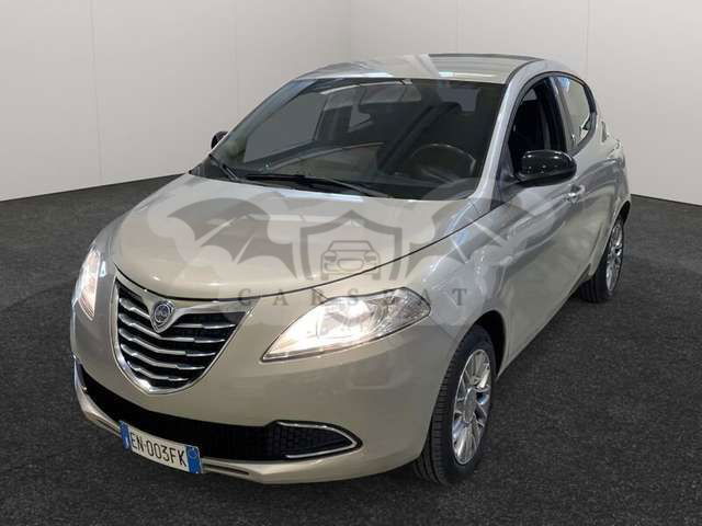 Lancia Ypsilon 2012