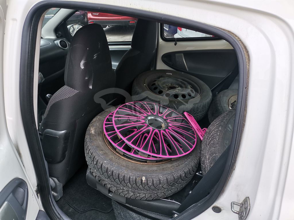 Toyota Aygo X 2012