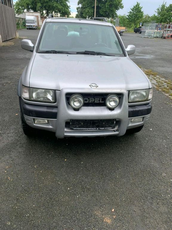 Opel Frontera 1998