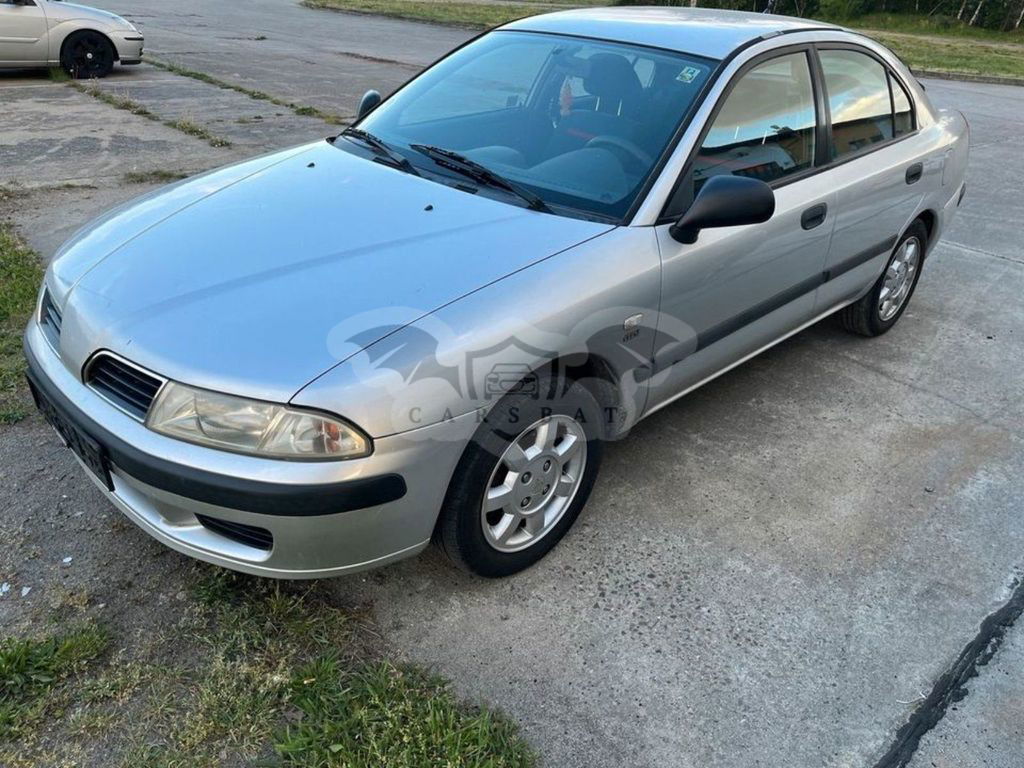 Mitsubishi Carisma 2000