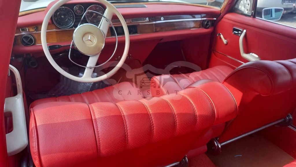 Mercedes-Benz 250 1966