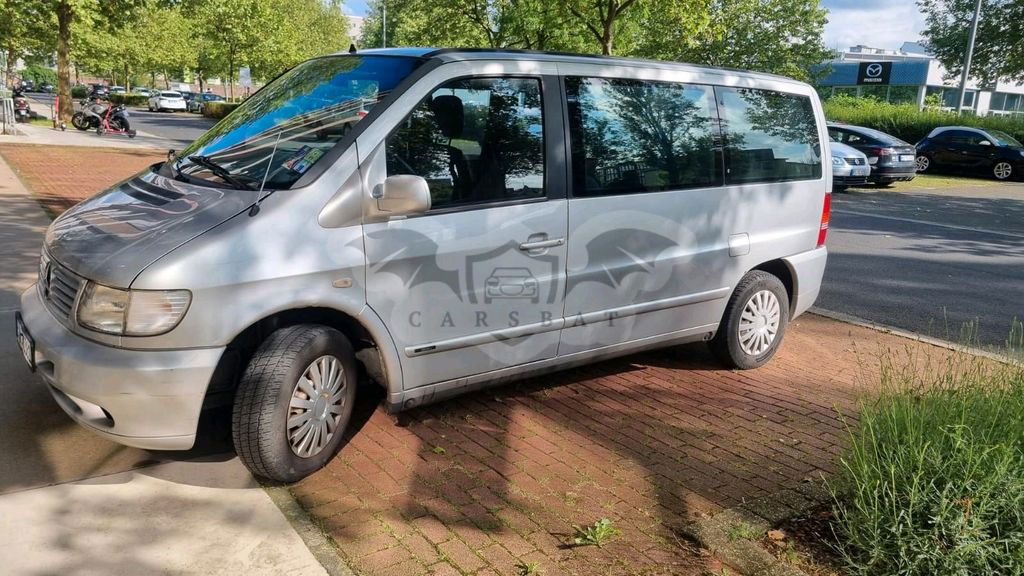 Mercedes-Benz V 220 2001