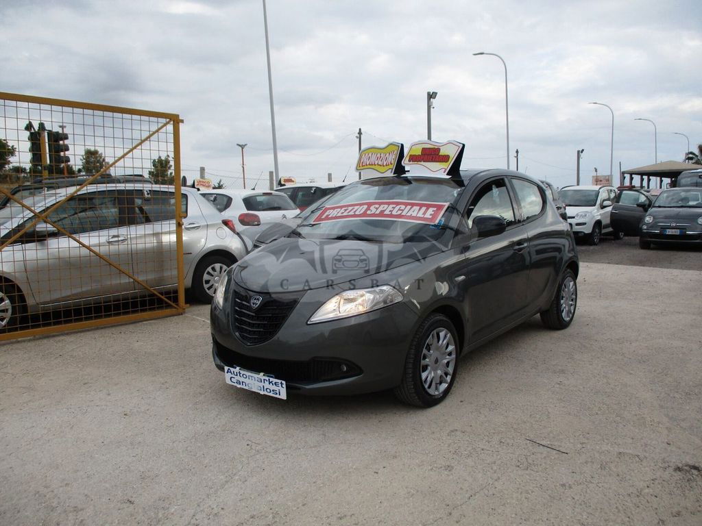 Lancia Ypsilon 2015