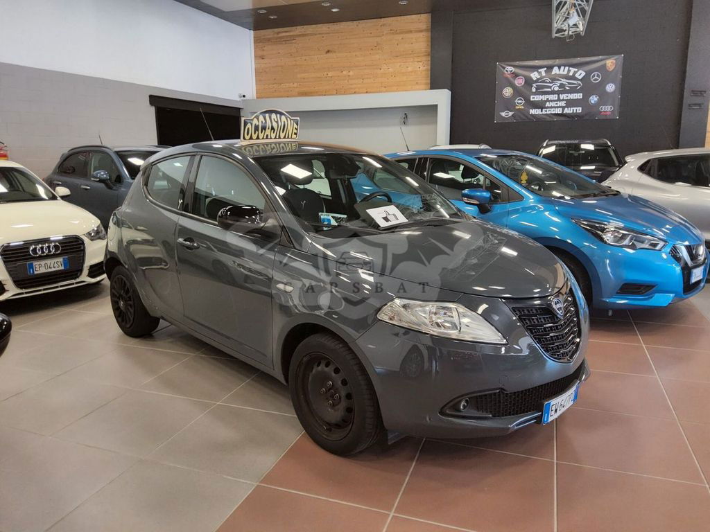 Lancia Ypsilon 2015