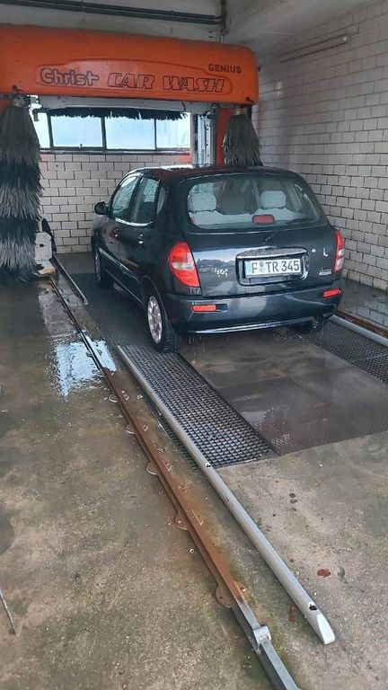 Daihatsu Sirion 2001