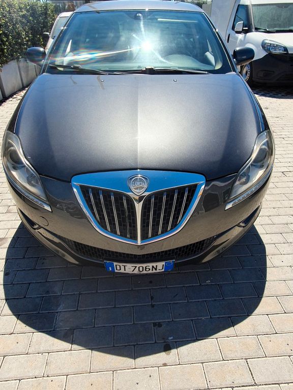 Lancia Delta 2008