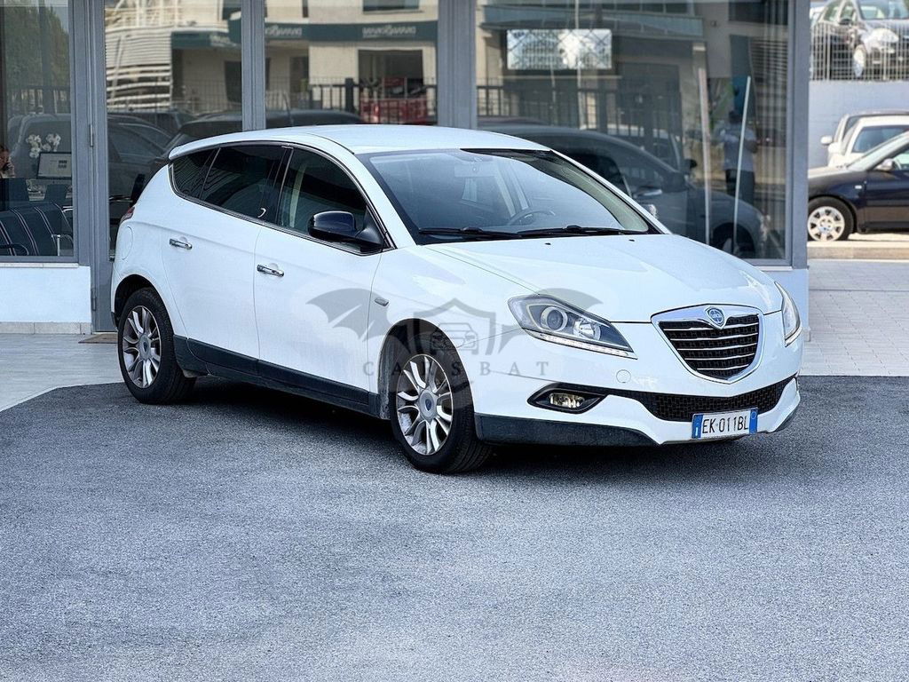 Lancia Delta 2011