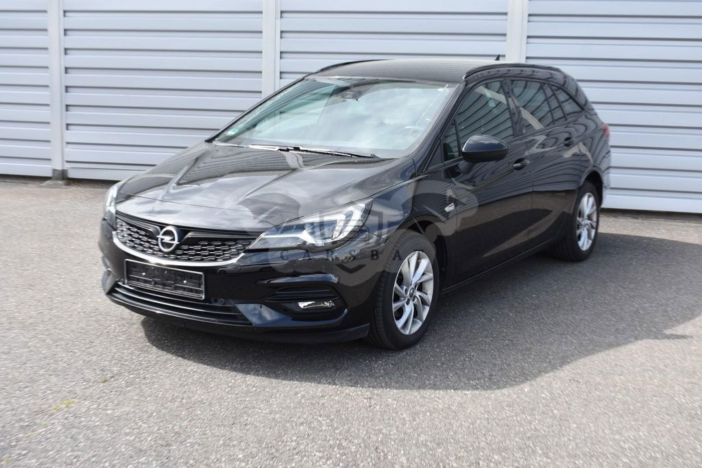 Opel Astra 2022