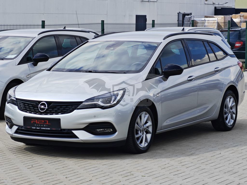 Opel Astra 2021