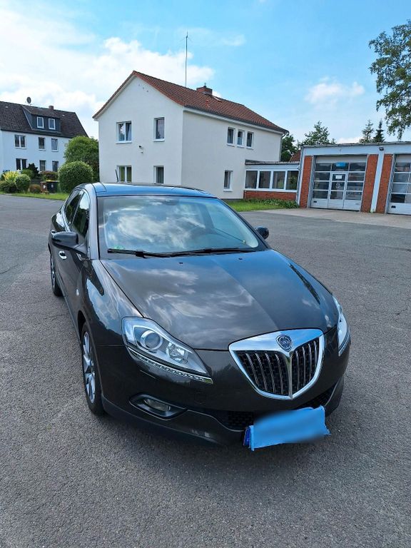 Lancia Delta 2010