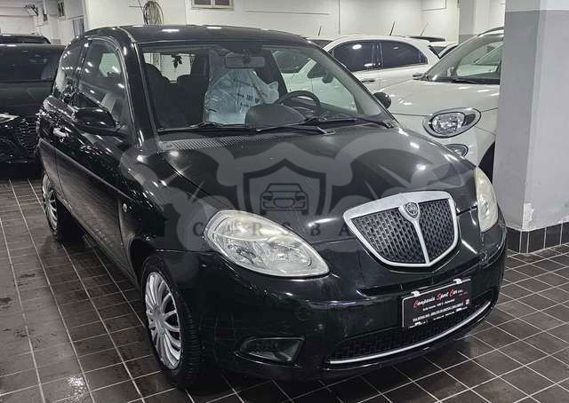 Lancia Ypsilon 2010