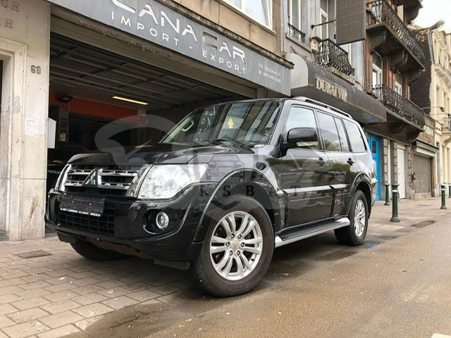Mitsubishi Pajero 2016