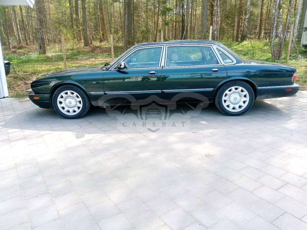 Jaguar Daimler 2001