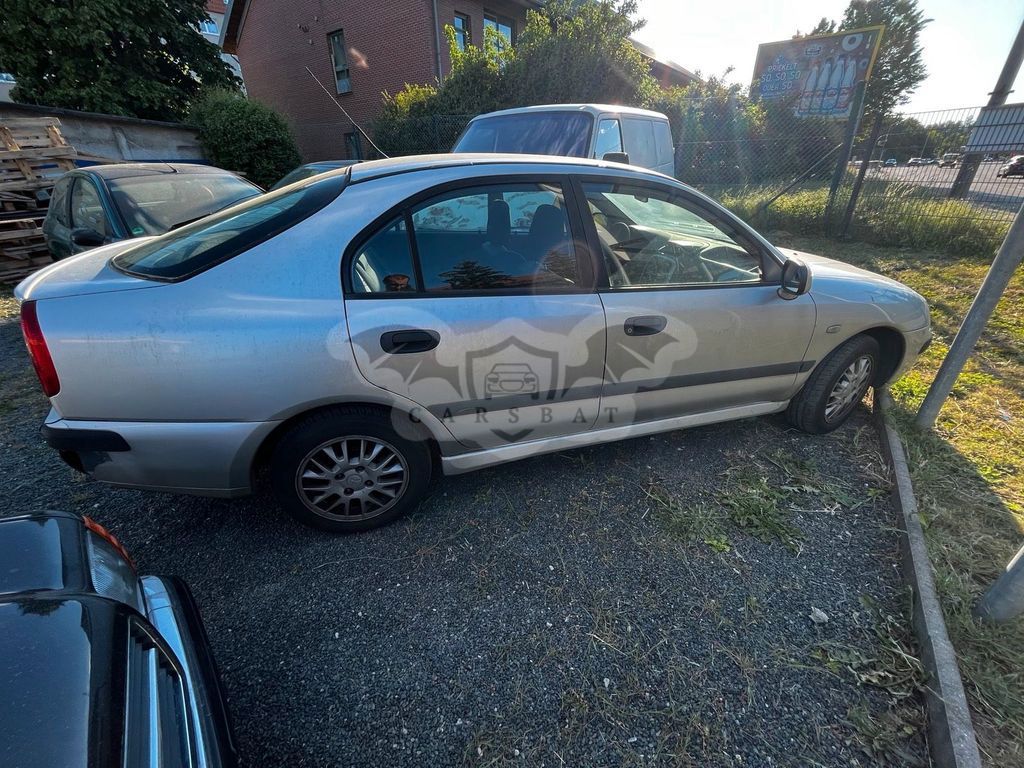 Mitsubishi Carisma 2003