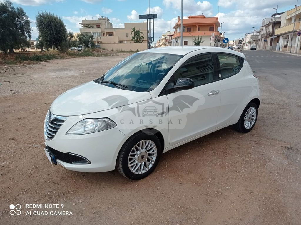 Lancia Ypsilon 2014