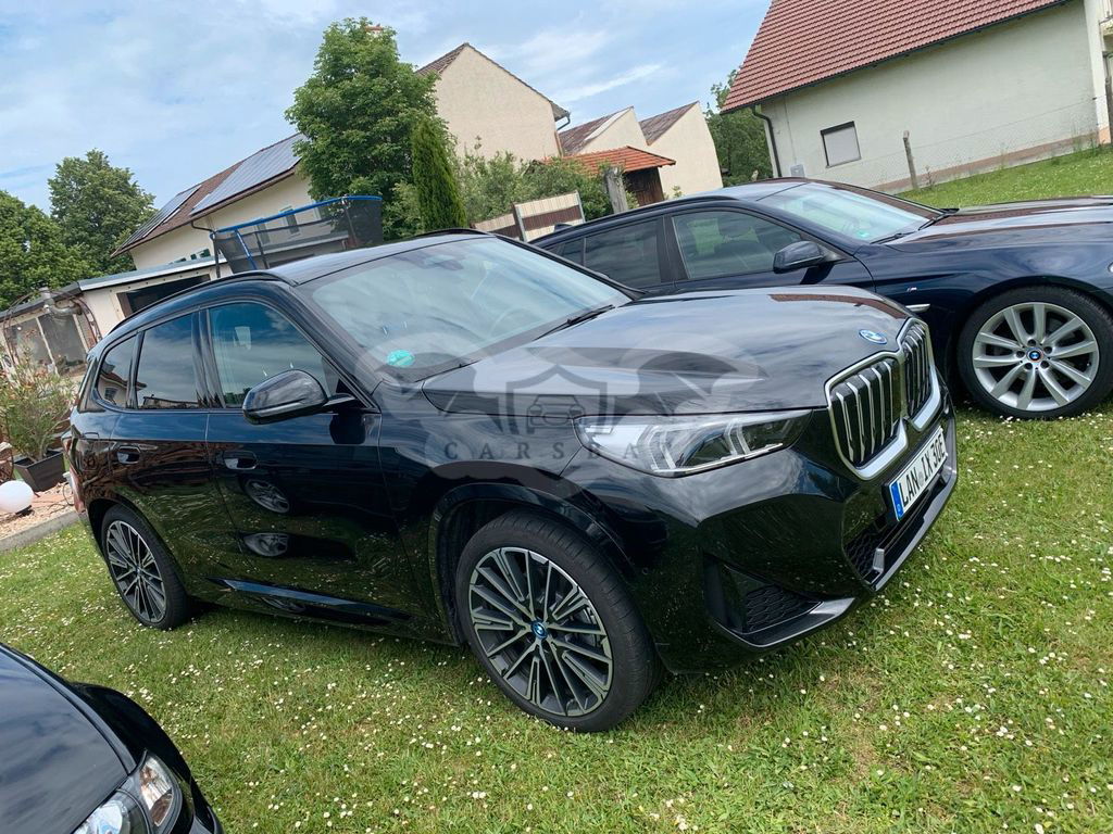 BMW iX1 2023