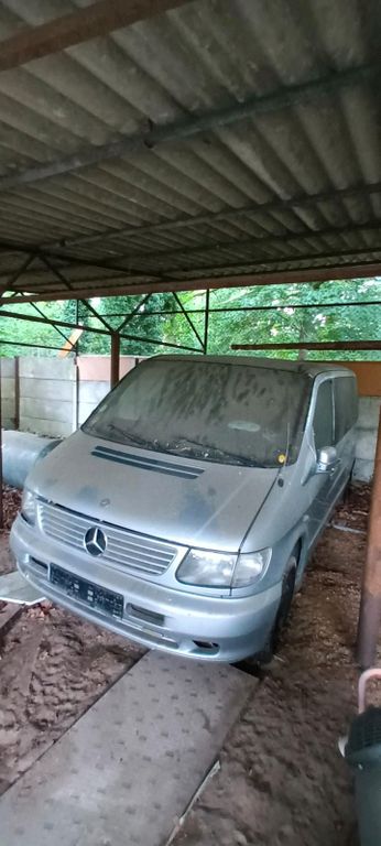 Mercedes-Benz V 220 2001
