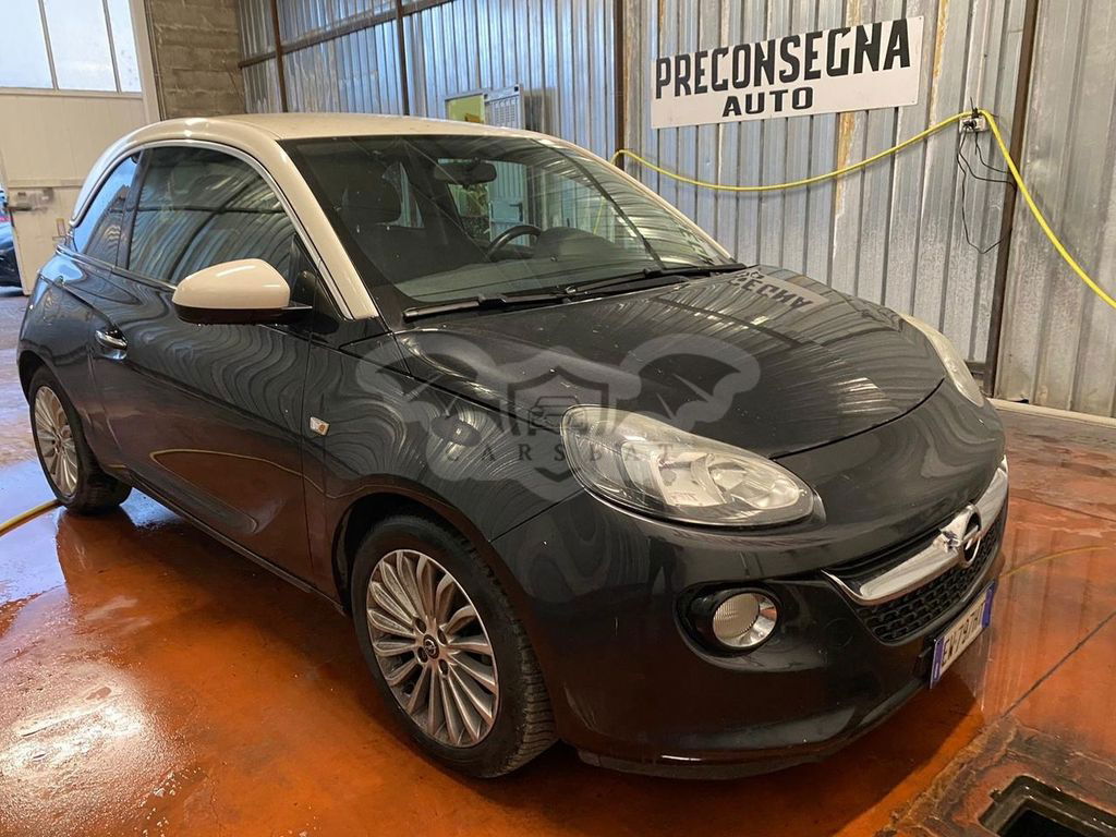 Opel Adam 2015