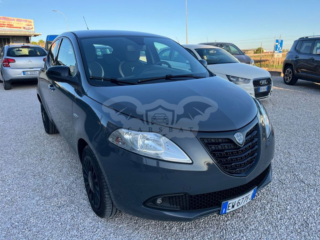 Lancia Ypsilon 2014