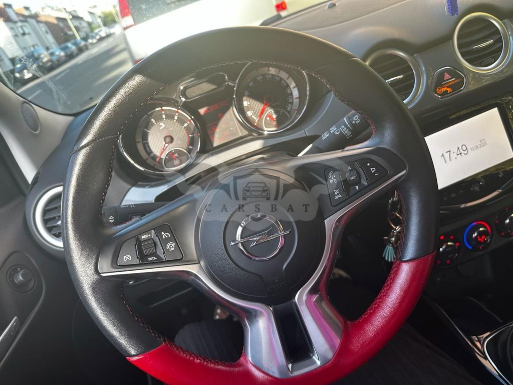 Opel Adam 2016
