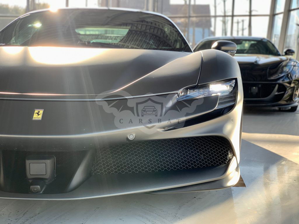 Ferrari SF90 2024