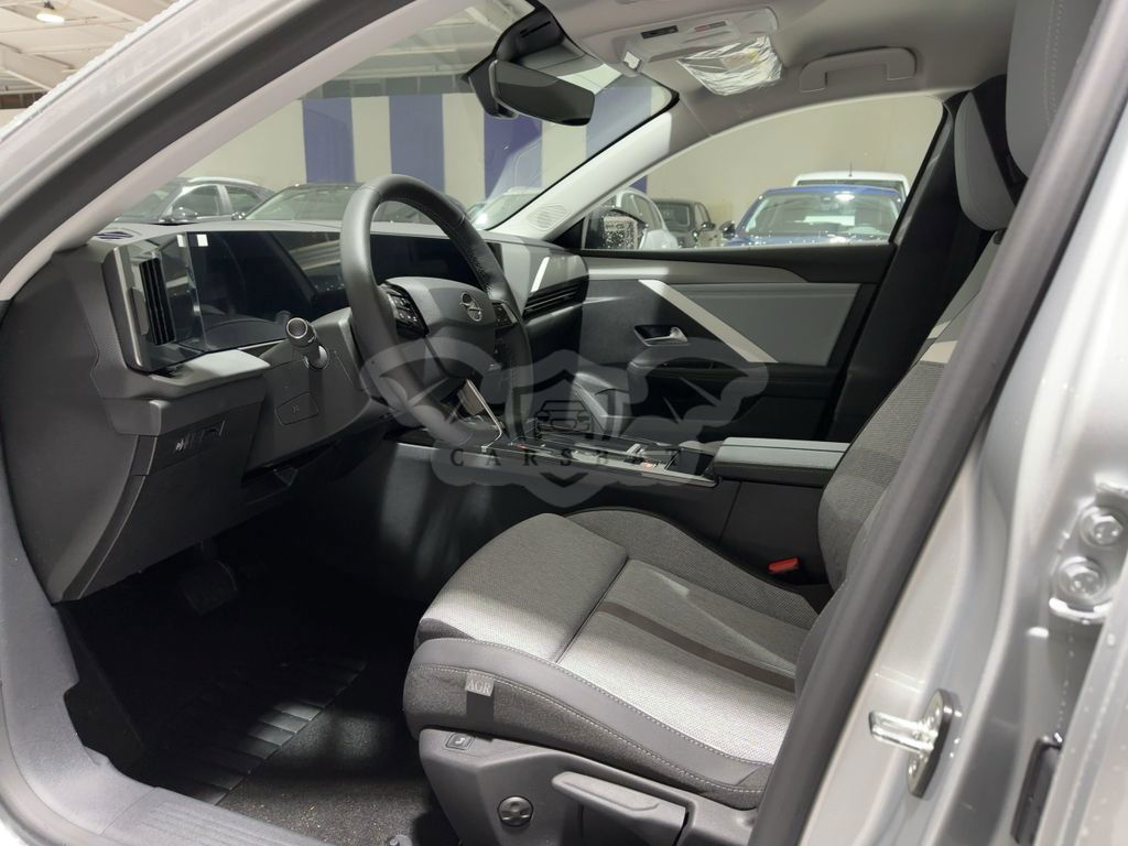 Opel Astra 2023