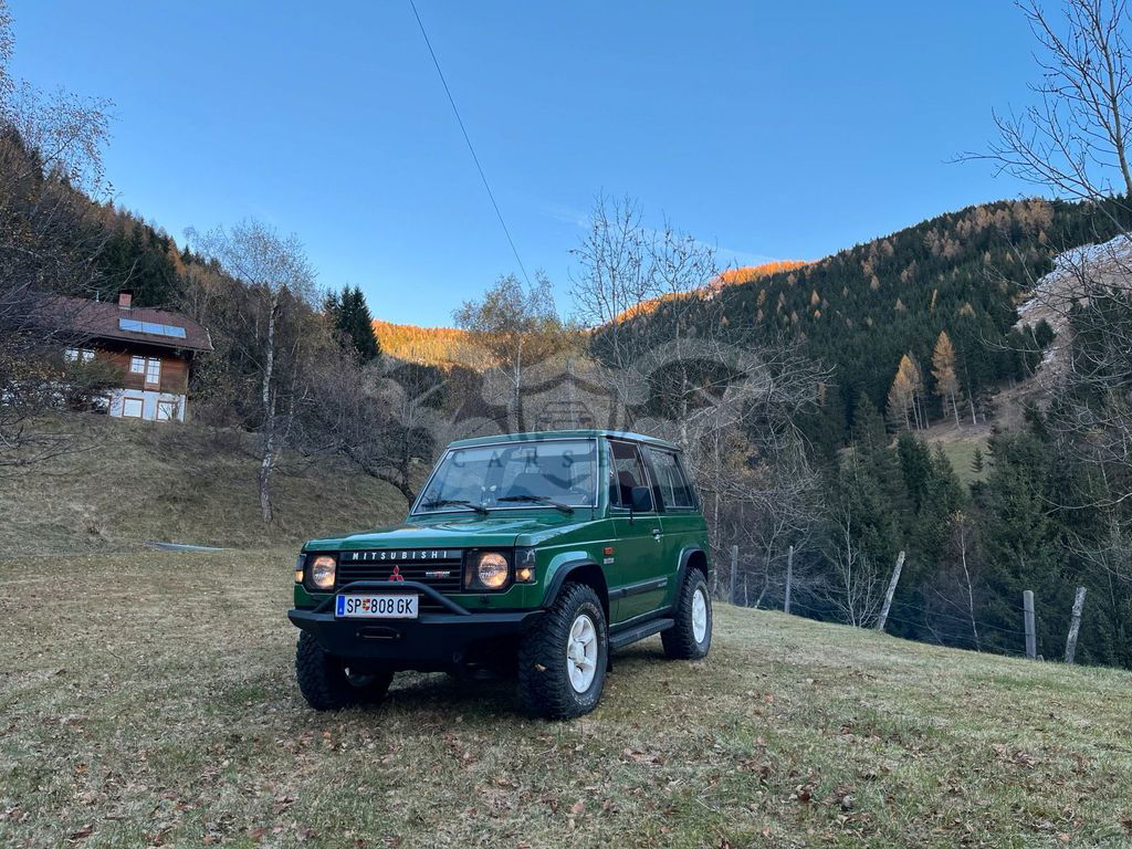 Mitsubishi Pajero 1987
