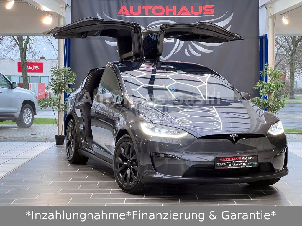 Tesla Model X 2024