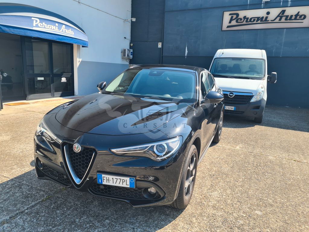 Alfa Romeo Stelvio 2017